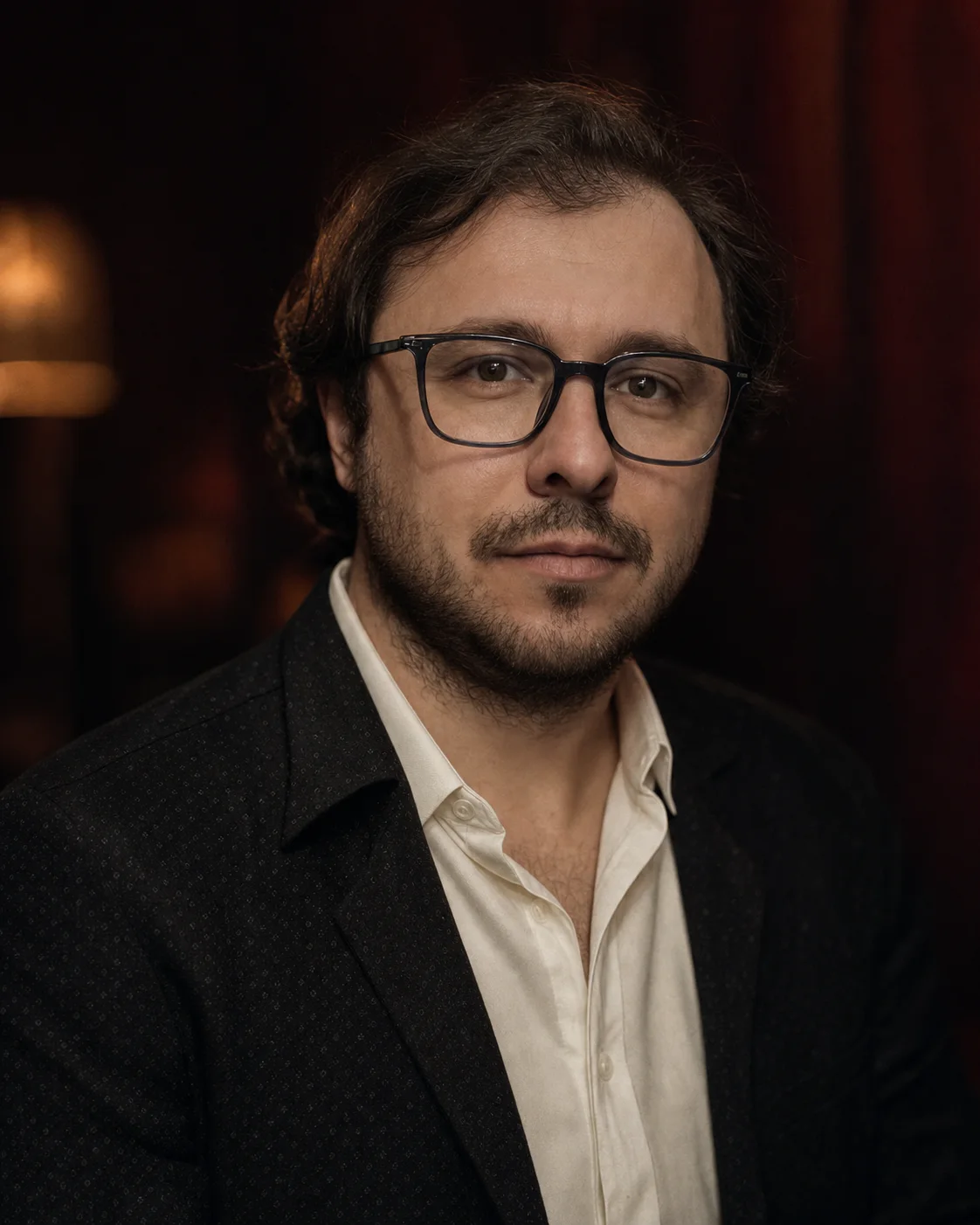 Вадим Бондаренко, ведущий вечера